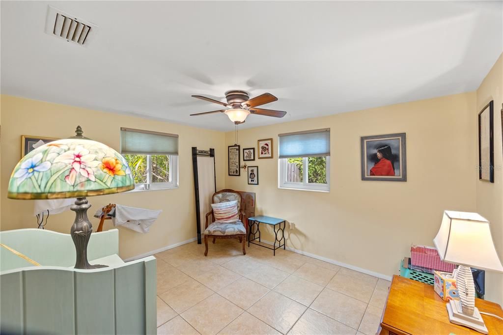 For Sale: $440,000 (2 beds, 2 baths, 1373 Square Feet)