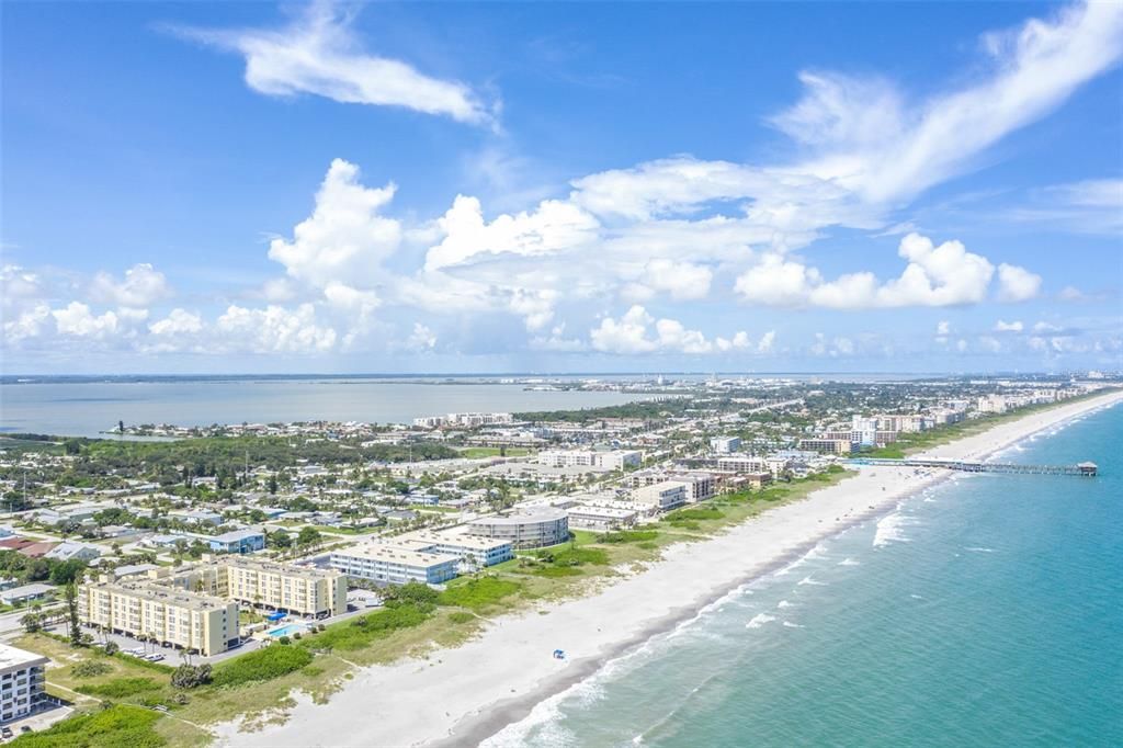 Ideally located close to the famous Cocoa Beach Pier.