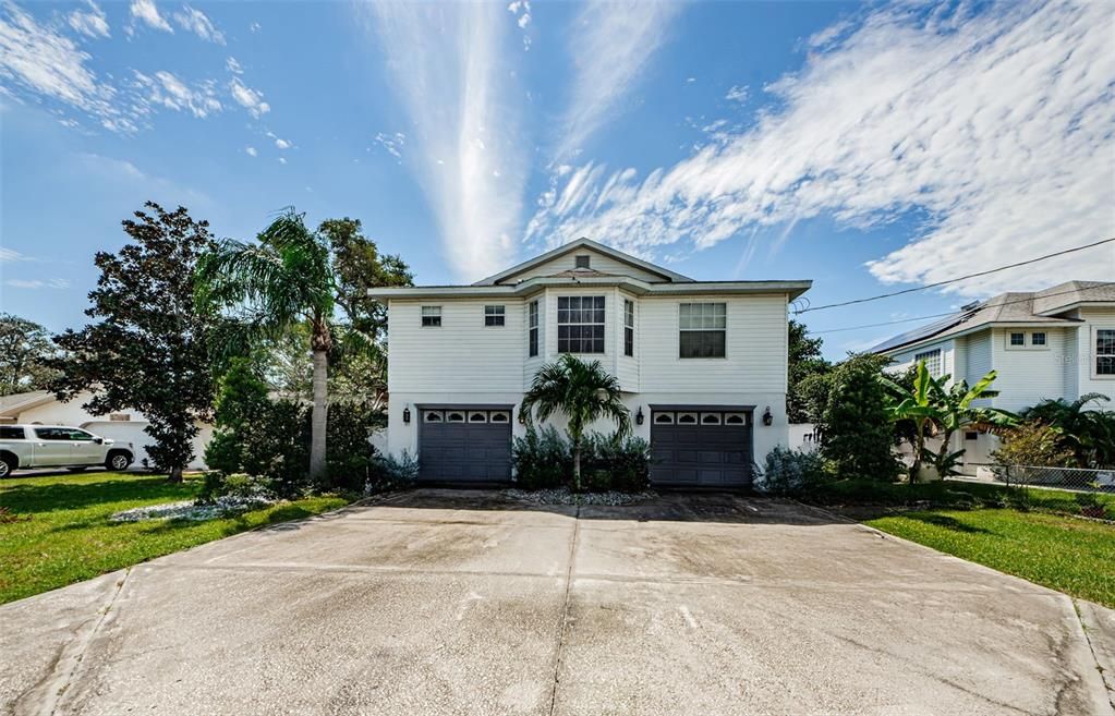 For Sale: $519,000 (3 beds, 3 baths, 1742 Square Feet)