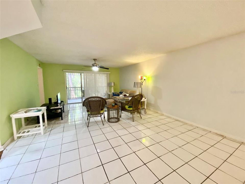 For Sale: $185,000 (2 beds, 2 baths, 1520 Square Feet)