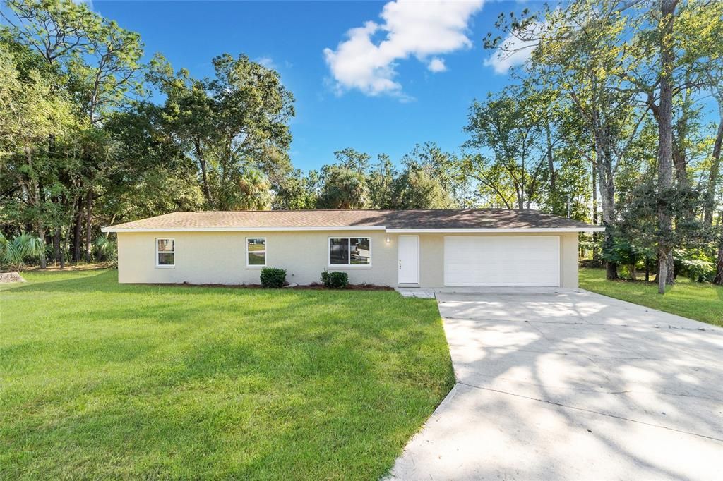 For Sale: $285,000 (3 beds, 2 baths, 1592 Square Feet)