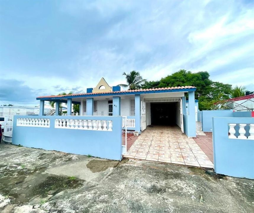 Vendido Recientemente: $150,000 (3 camas, 4 baños, 0 Pies cuadrados)