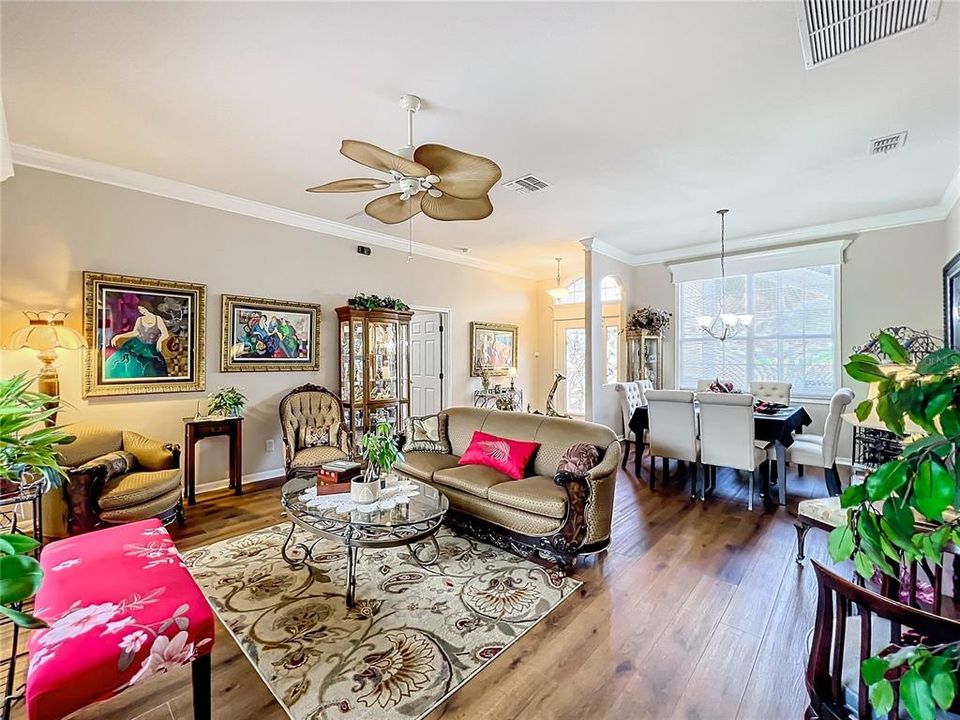 For Sale: $485,000 (2 beds, 2 baths, 2419 Square Feet)