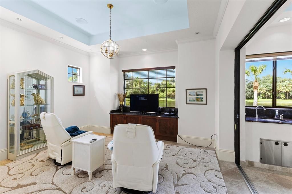 For Sale: $2,850,000 (4 beds, 4 baths, 5426 Square Feet)