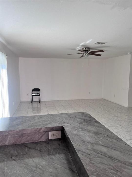 For Rent: $2,300 (3 beds, 2 baths, 1563 Square Feet)