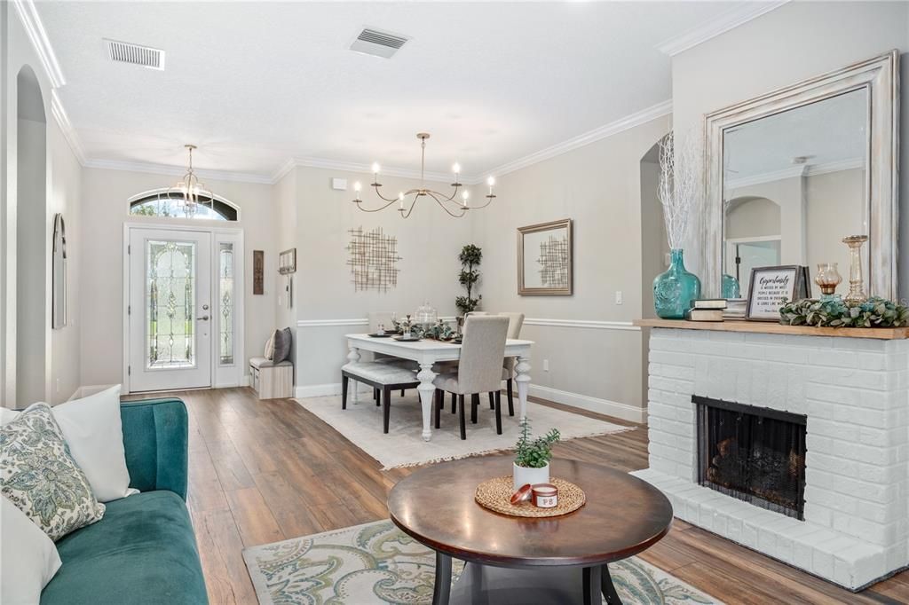 Dining room/family room