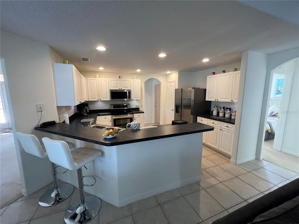 Fully fitted kitchen