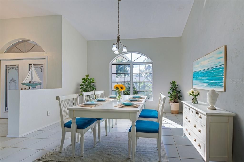 Dining area virtually staged