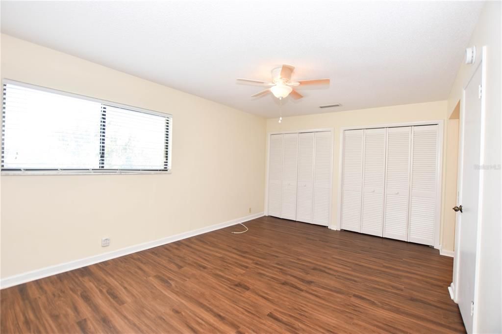 For Sale: $249,000 (2 beds, 2 baths, 1278 Square Feet)