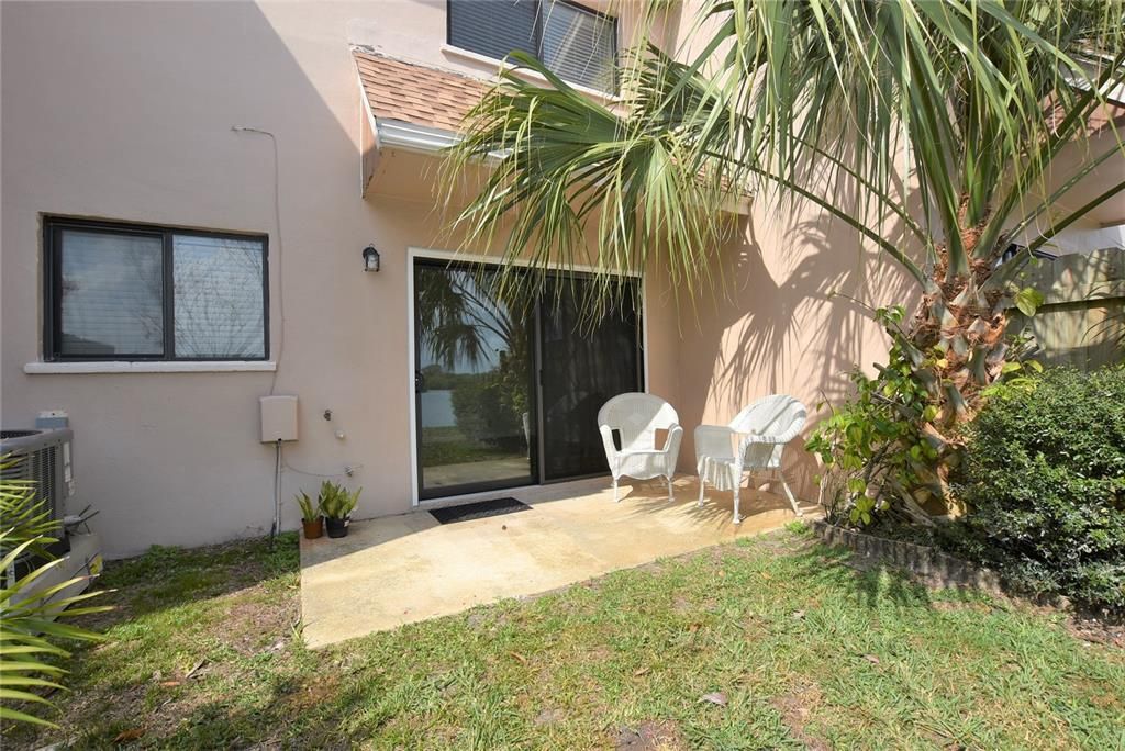 For Sale: $249,000 (2 beds, 2 baths, 1278 Square Feet)