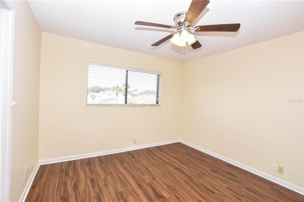 For Sale: $249,000 (2 beds, 2 baths, 1278 Square Feet)