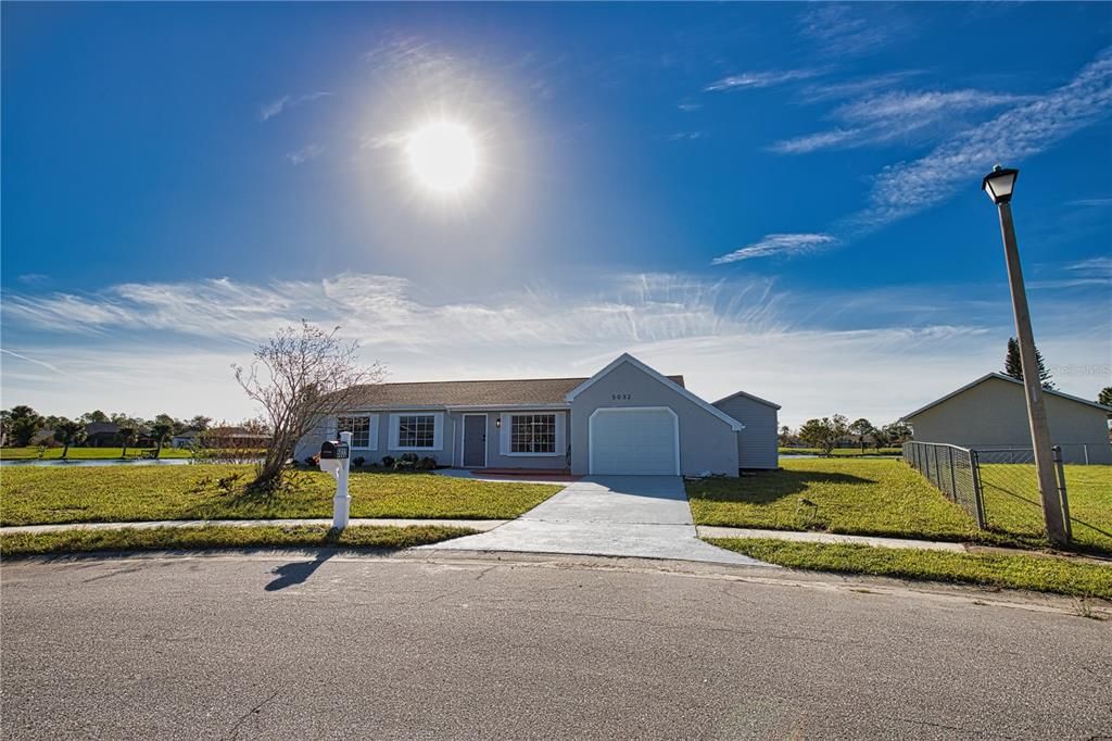 For Sale: $359,000 (3 beds, 2 baths, 1316 Square Feet)