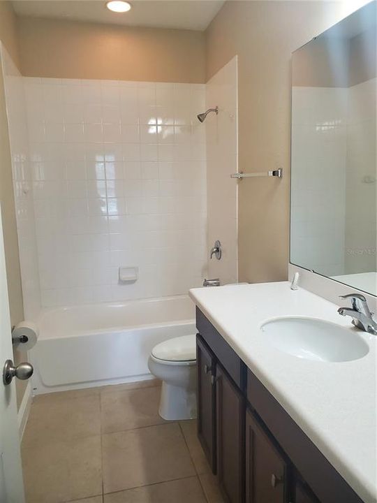 For Rent: $2,800 (3 beds, 2 baths, 1699 Square Feet)