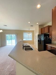 For Rent: $2,100 (3 beds, 2 baths, 1626 Square Feet)