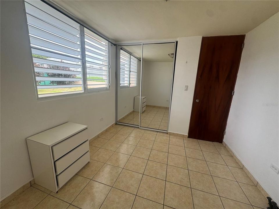 En Venta: $225,000 (3 camas, 2 baños, 1113 Pies cuadrados)