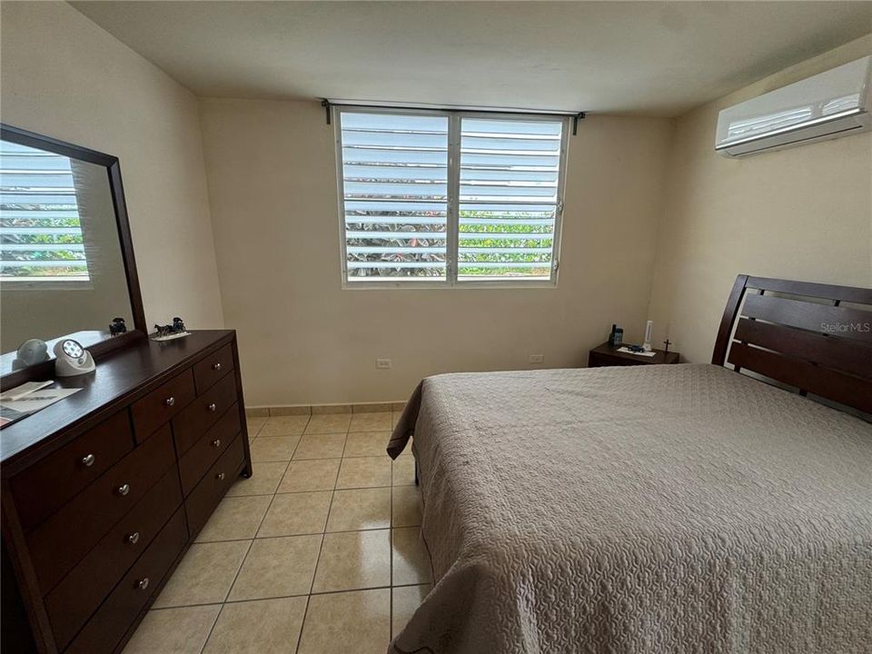 En Venta: $225,000 (3 camas, 2 baños, 1113 Pies cuadrados)