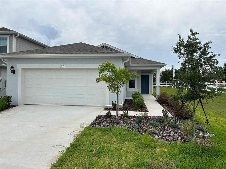 Active With Contract: $2,200 (4 beds, 2 baths, 1580 Square Feet)