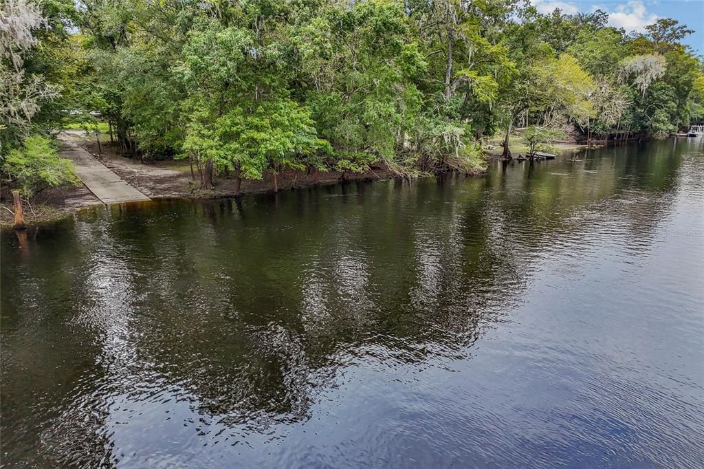 На продажу: $250,000 (0.86 acres)