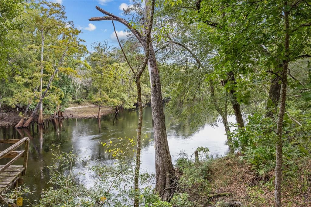 На продажу: $250,000 (0.86 acres)