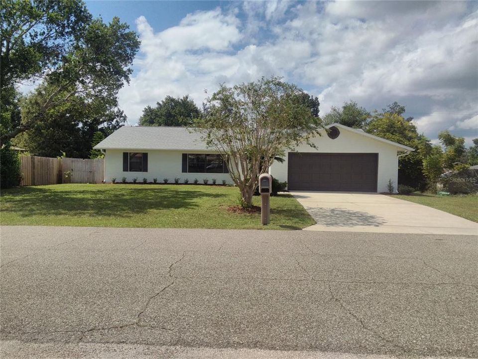 For Sale: $369,900 (3 beds, 2 baths, 1779 Square Feet)