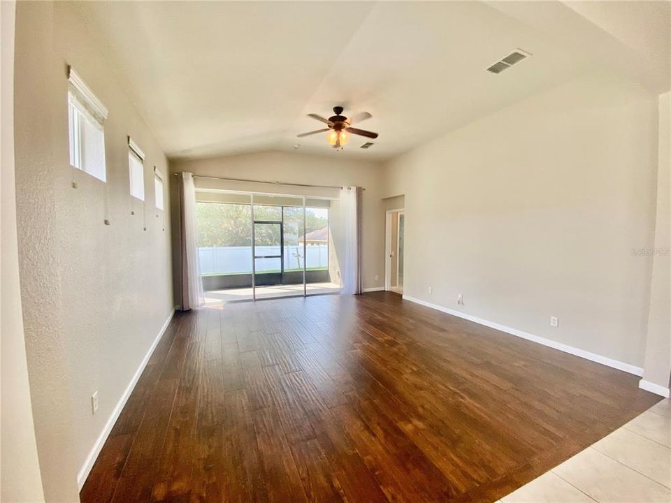 FAMILY ROOM "WOOD-LIKE CERAMIC TILE'"