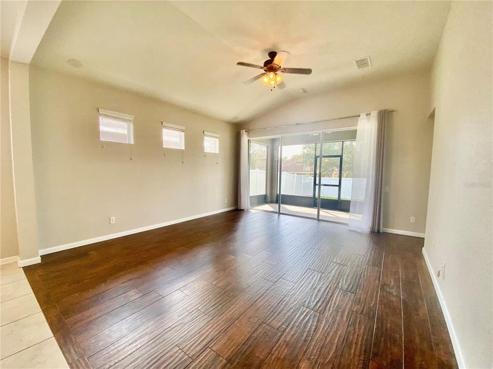 FAMILY ROOM"WOOD-LIKE CERAMIC TILE'"