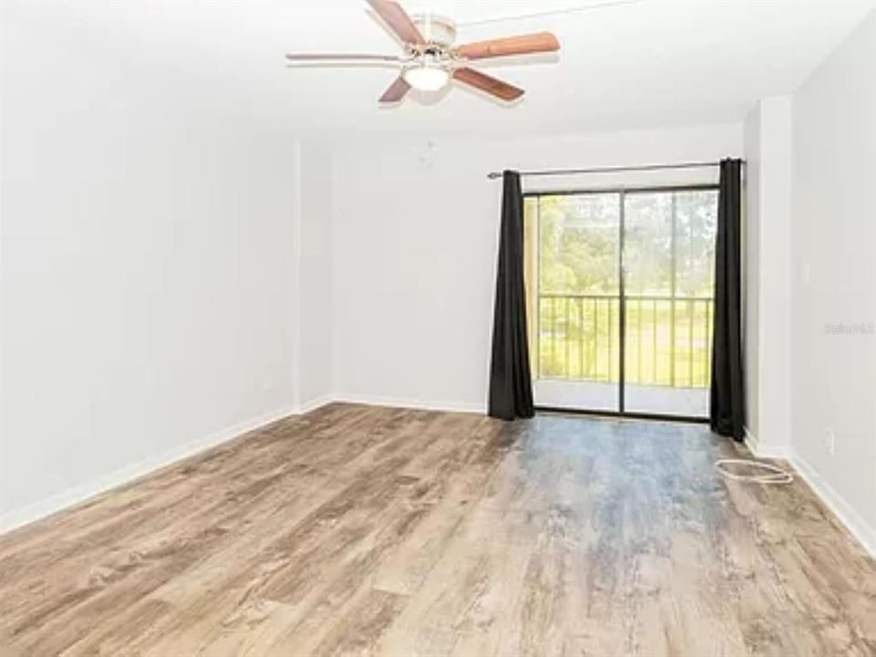 For Rent: $2,150 (2 beds, 2 baths, 1070 Square Feet)