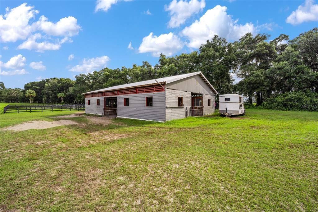 For Sale: $1,100,000 (4 beds, 3 baths, 4628 Square Feet)