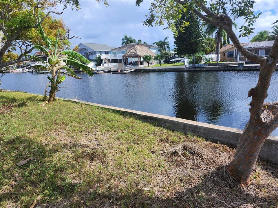 For Sale: $319,000 (3 beds, 2 baths, 1694 Square Feet)