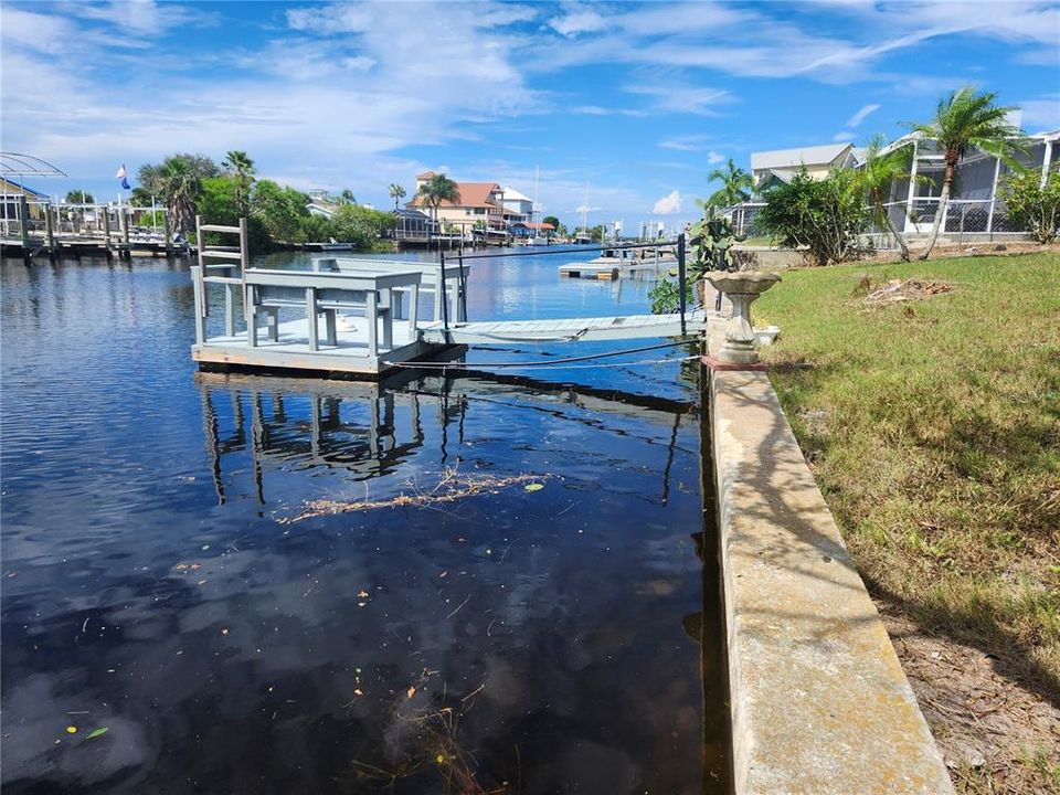 For Sale: $319,000 (3 beds, 2 baths, 1694 Square Feet)