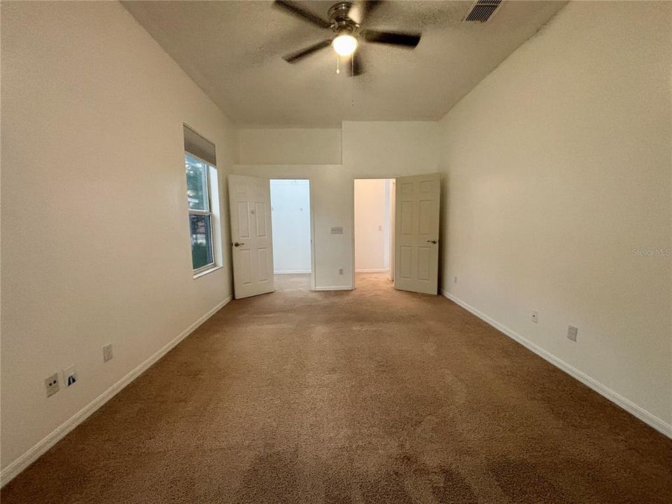 For Rent: $2,399 (3 beds, 2 baths, 1728 Square Feet)