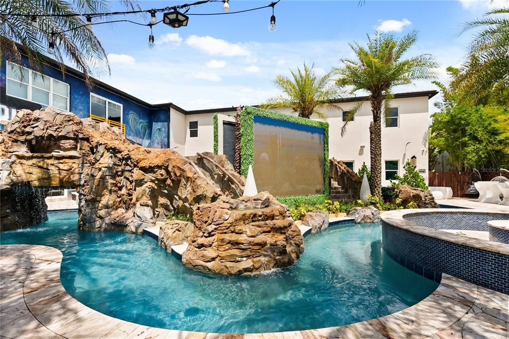 En Venta: $4,900,000 (20 camas, 20 baños, 14297 Pies cuadrados)