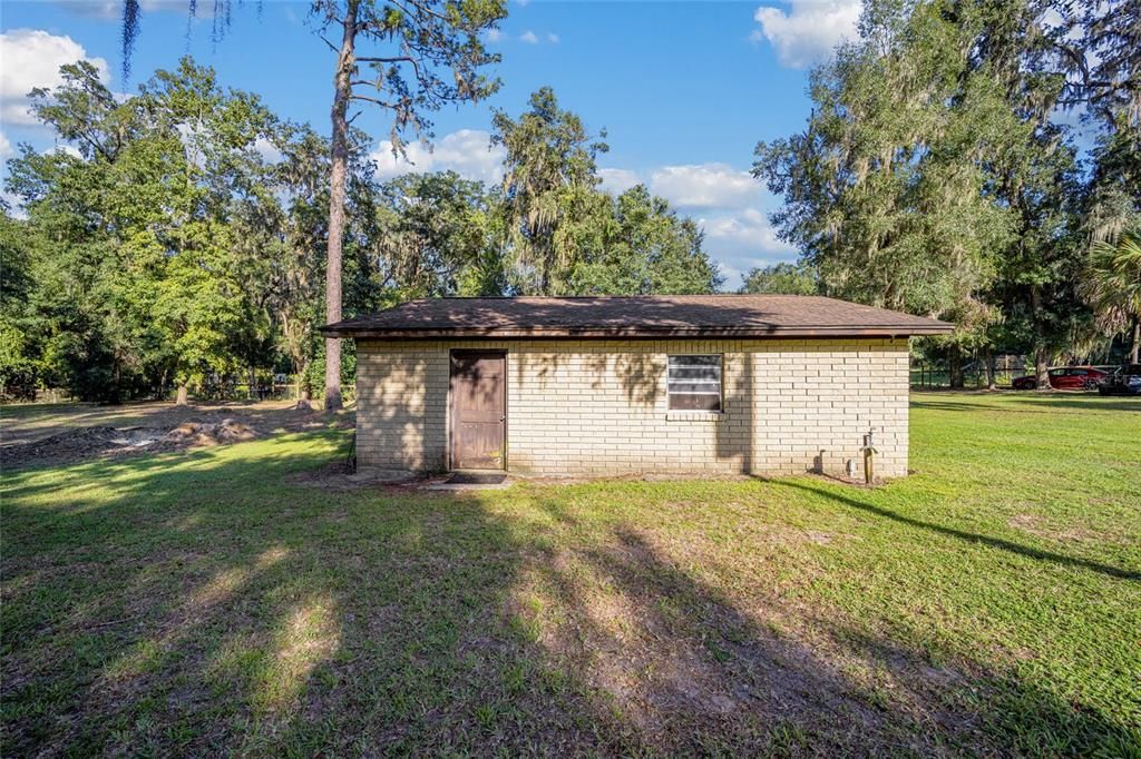 For Sale: $599,900 (3 beds, 2 baths, 2400 Square Feet)