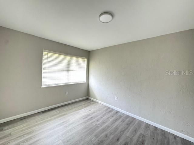 For Rent: $2,450 (4 beds, 2 baths, 1712 Square Feet)