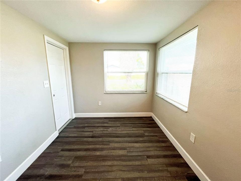 dinette area in kitchen