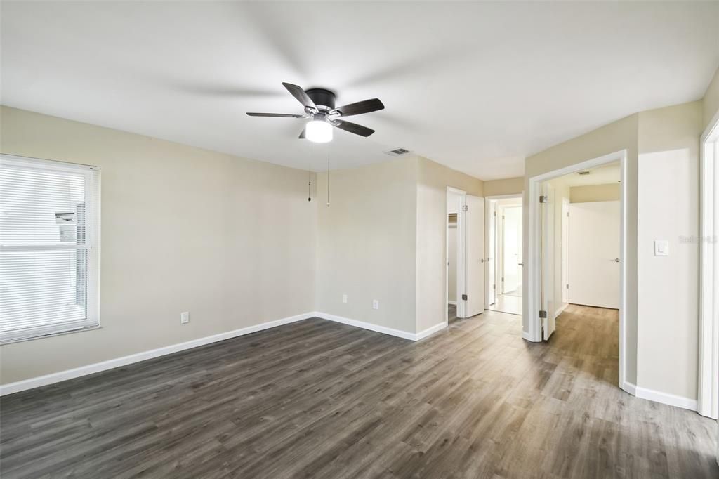 For Sale: $450,000 (3 beds, 2 baths, 1630 Square Feet)