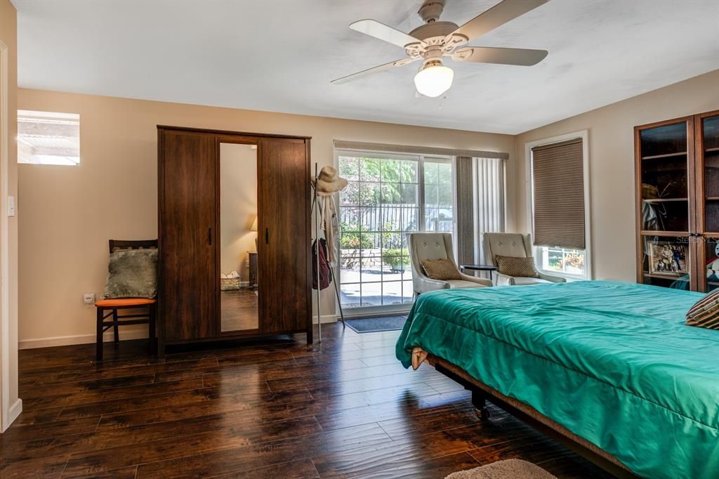 For Sale: $379,000 (3 beds, 2 baths, 1520 Square Feet)