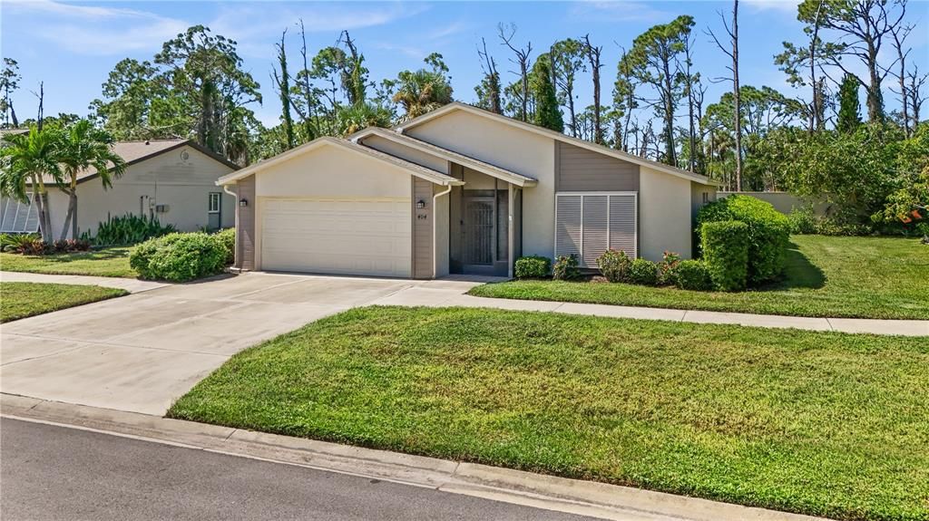 WELCOME TO 404 CYPRESS FOREST DR. THIS HOME IS BEING SOLD TURN-KEY.