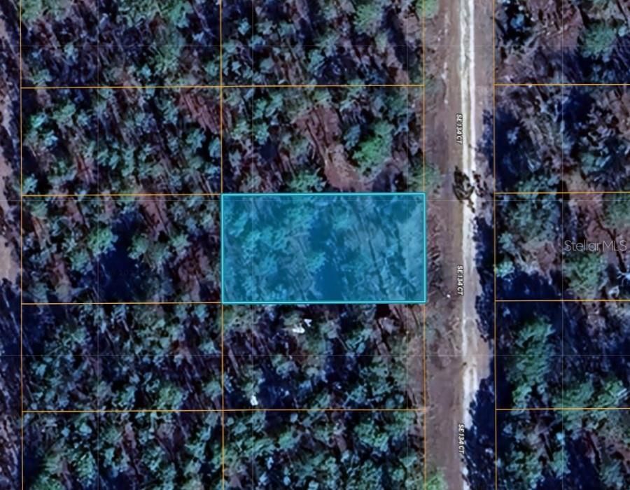 На продажу: $12,100 (0.25 acres)