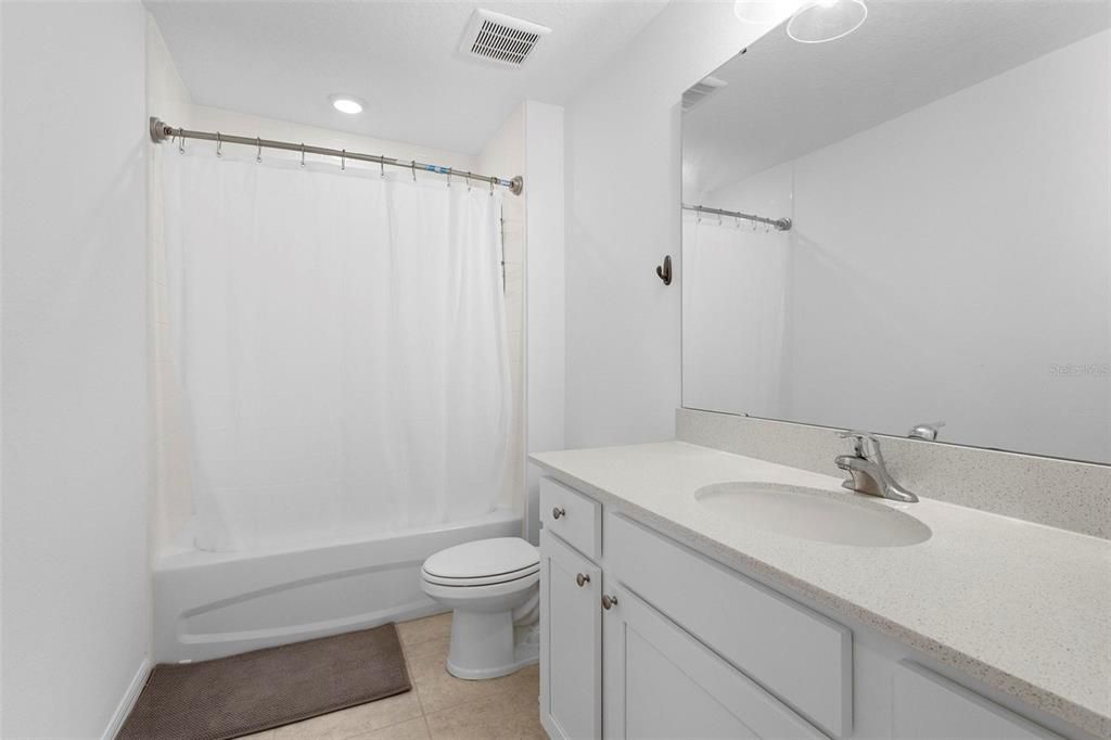 For Sale: $365,000 (3 beds, 2 baths, 1653 Square Feet)