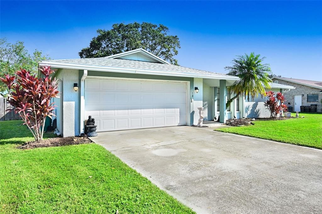 For Sale: $340,000 (3 beds, 2 baths, 1471 Square Feet)