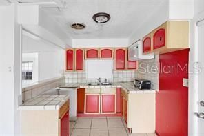 For Rent: $2,200 (3 beds, 2 baths, 1076 Square Feet)