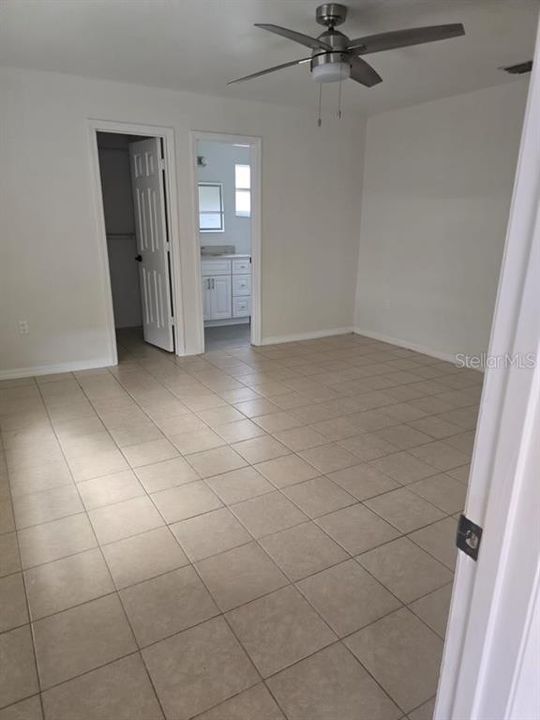 For Rent: $1,595 (3 beds, 2 baths, 1375 Square Feet)