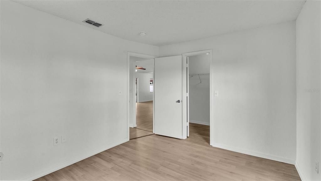 Active With Contract: $350,000 (3 beds, 2 baths, 1457 Square Feet)