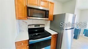 For Rent: $1,000 (1 beds, 1 baths, 1680 Square Feet)