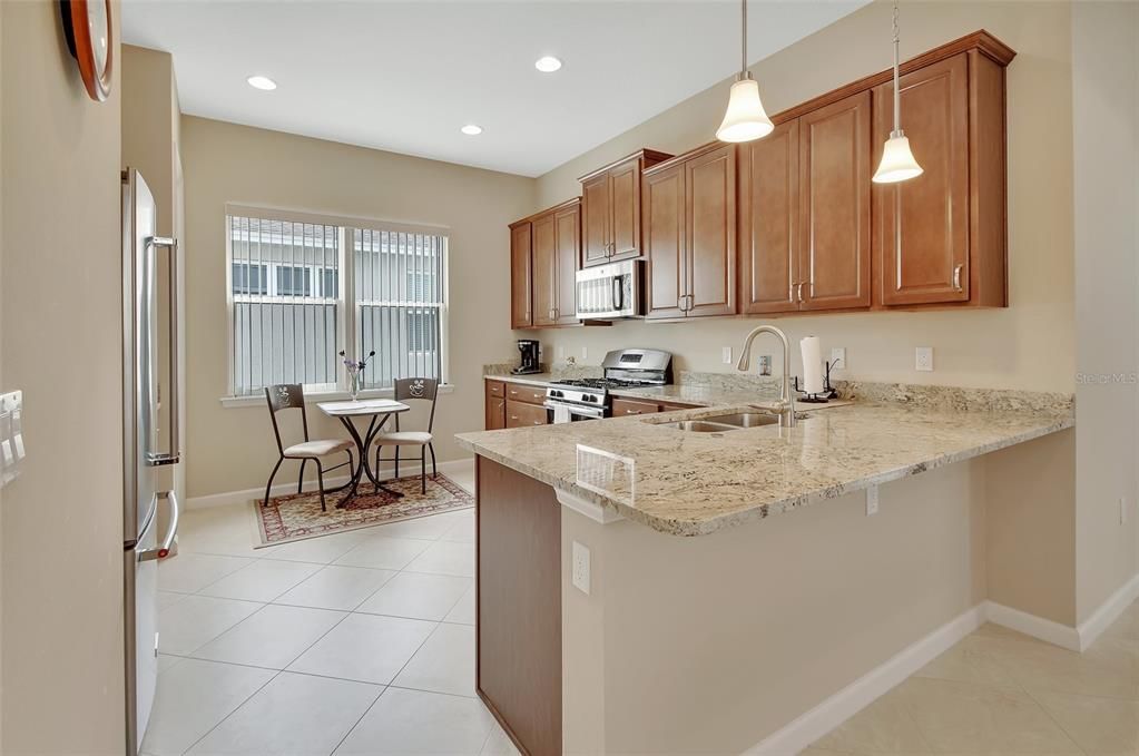 Kitchen with Dine in Space