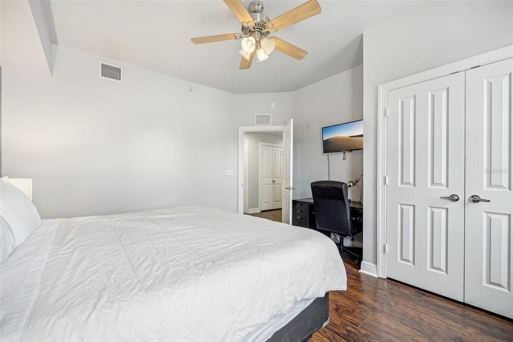 For Sale: $315,000 (3 beds, 2 baths, 1344 Square Feet)