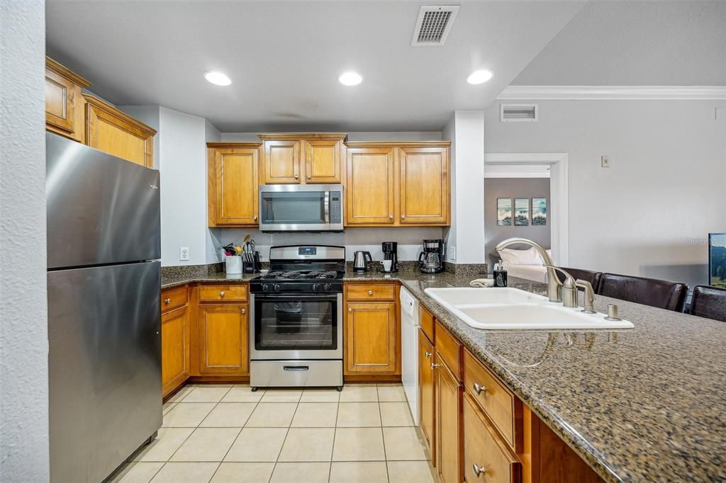 For Sale: $315,000 (3 beds, 2 baths, 1344 Square Feet)