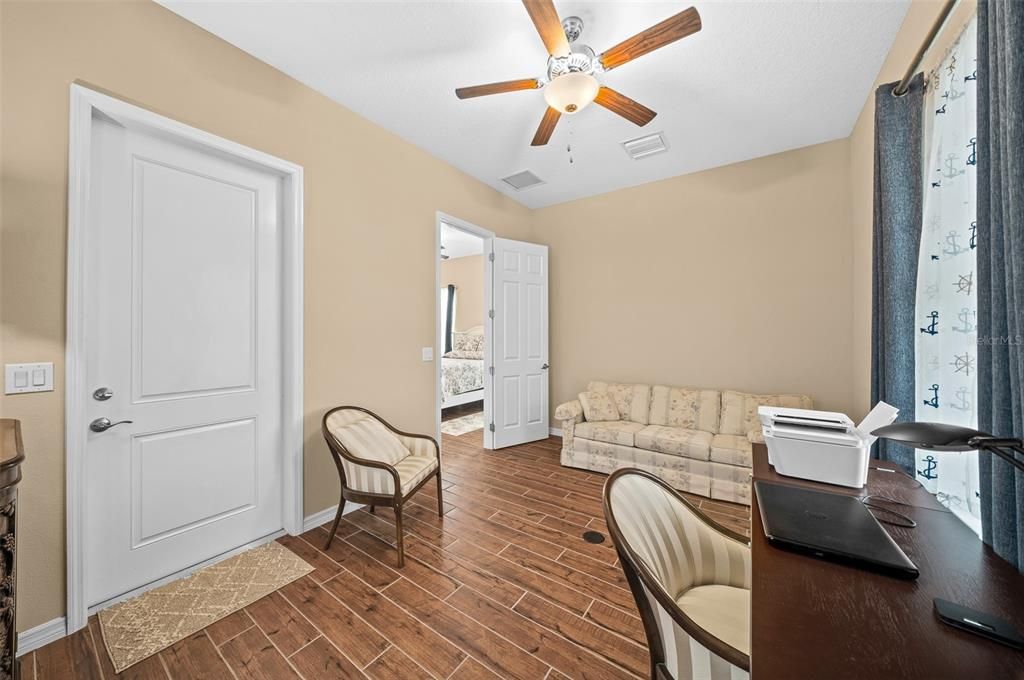 For Sale: $629,000 (2 beds, 2 baths, 2667 Square Feet)