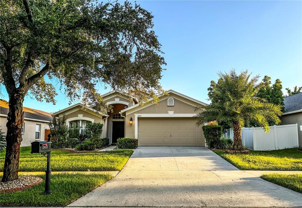 For Sale: $419,999 (3 beds, 2 baths, 1866 Square Feet)